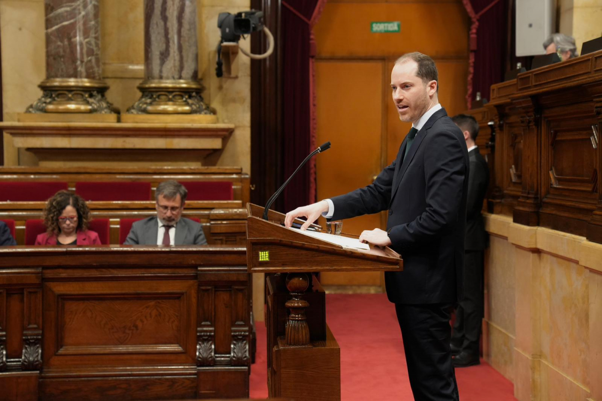 Juan Fernández denuncia el colapso estructural de Cataluña y exige la dimisión de Paneque: “No es herencia, es gestión socialista”
